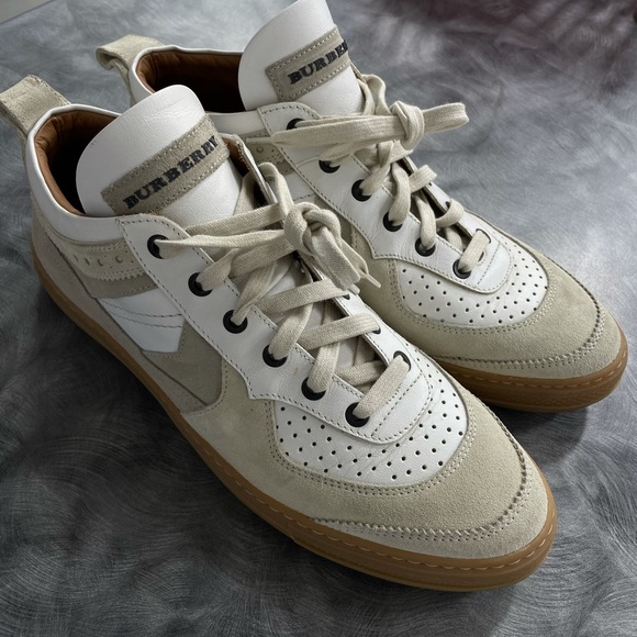 Burberry Sneakers - Picture 3 of 4